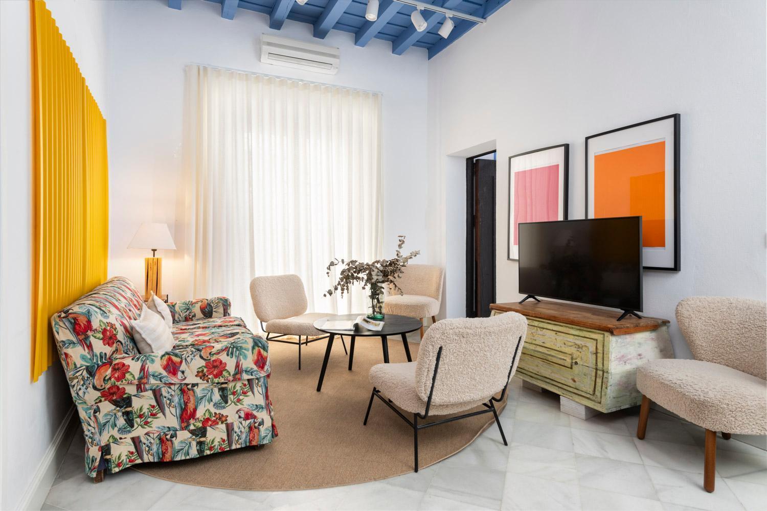 Almirante Hoyos House With Private Terrace Villa - Seville