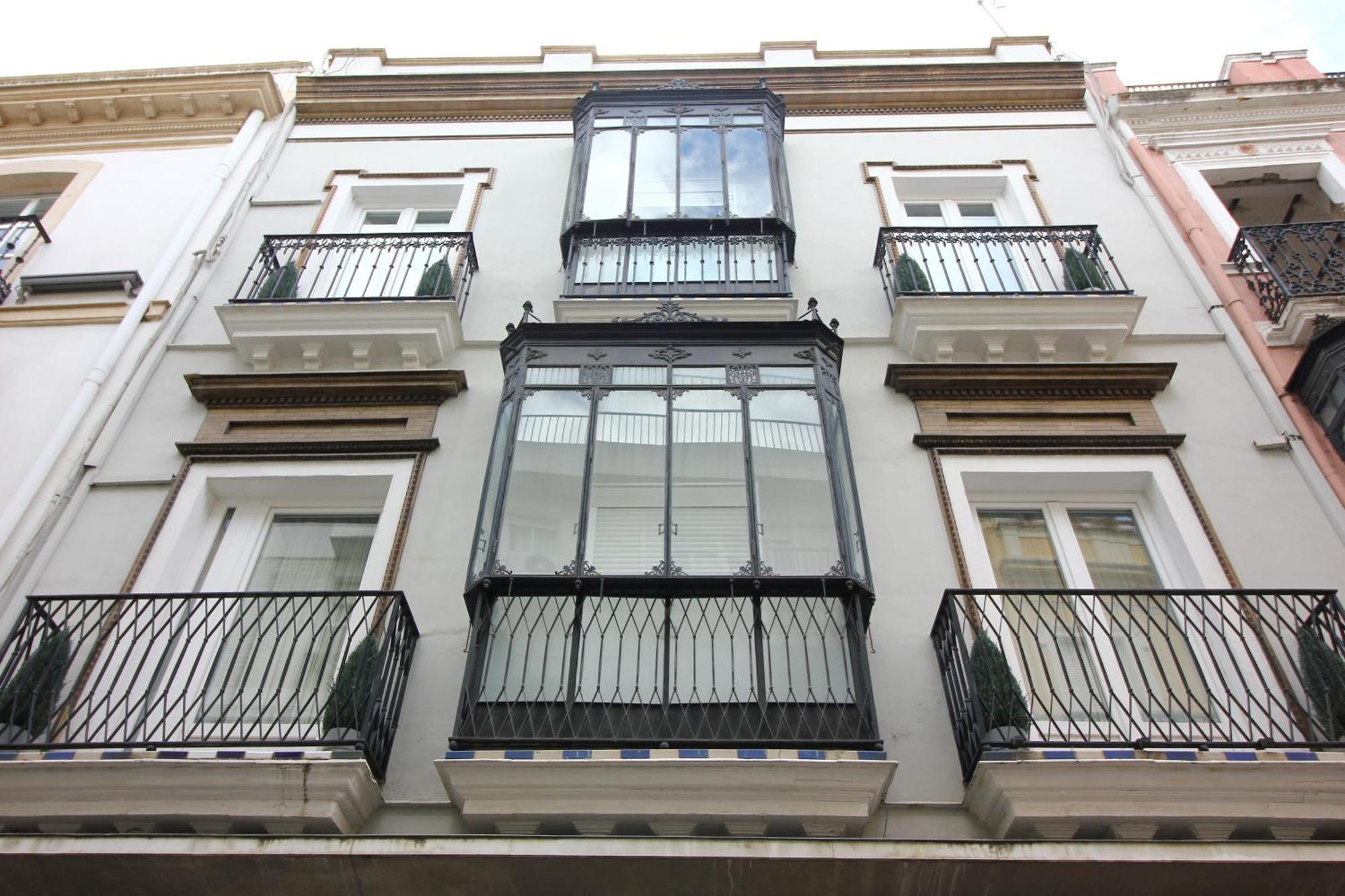 Las Atarazanas - Design Hostal