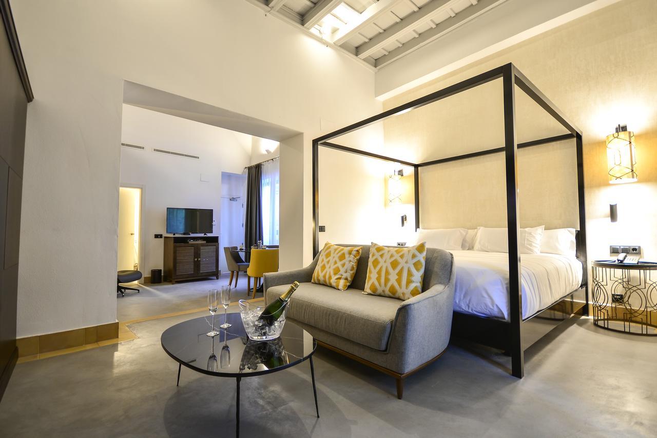Legado Alcazar Hotel (Adults Only)
