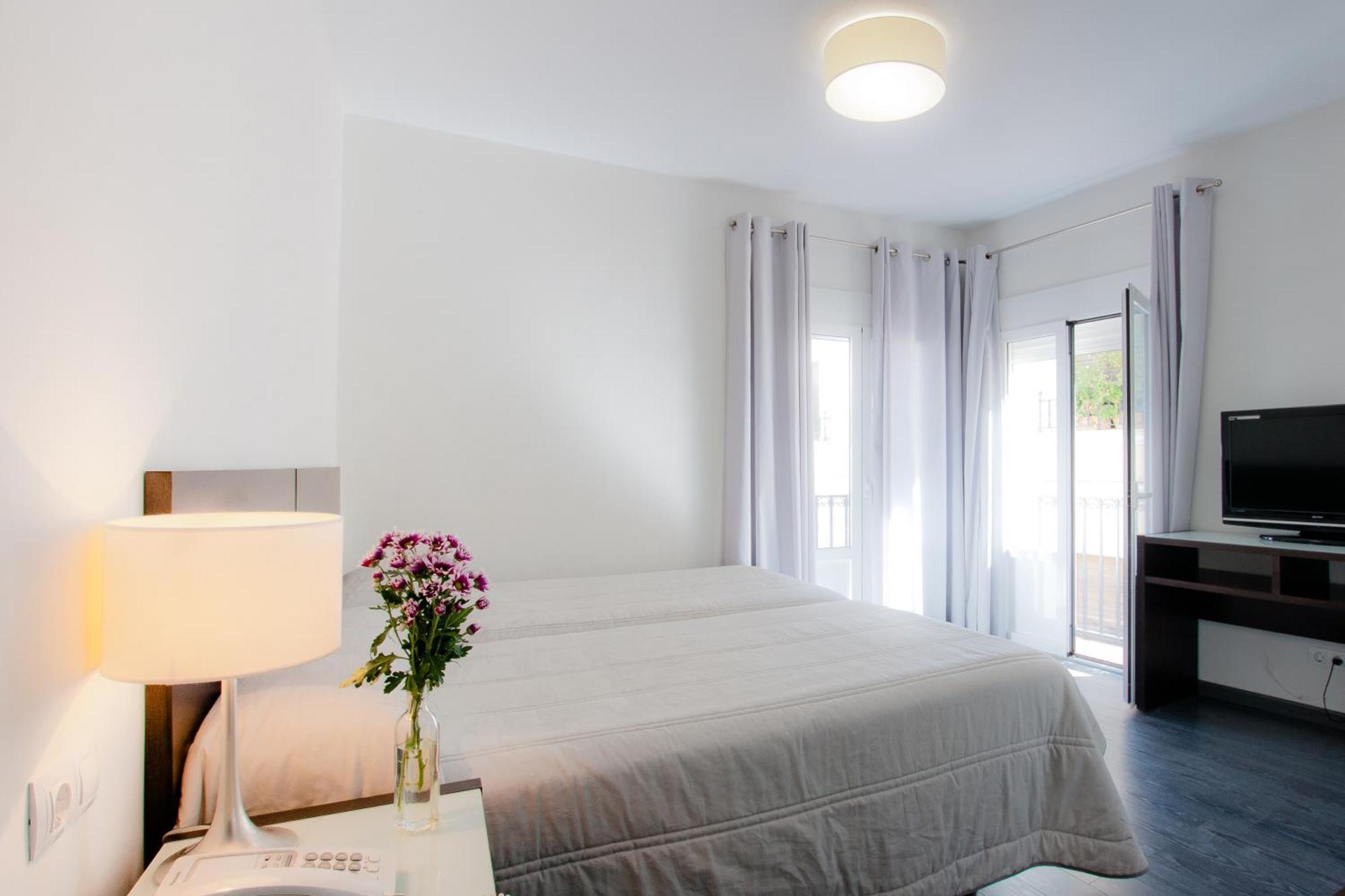Hotel Madrid De Sevilla By Shs