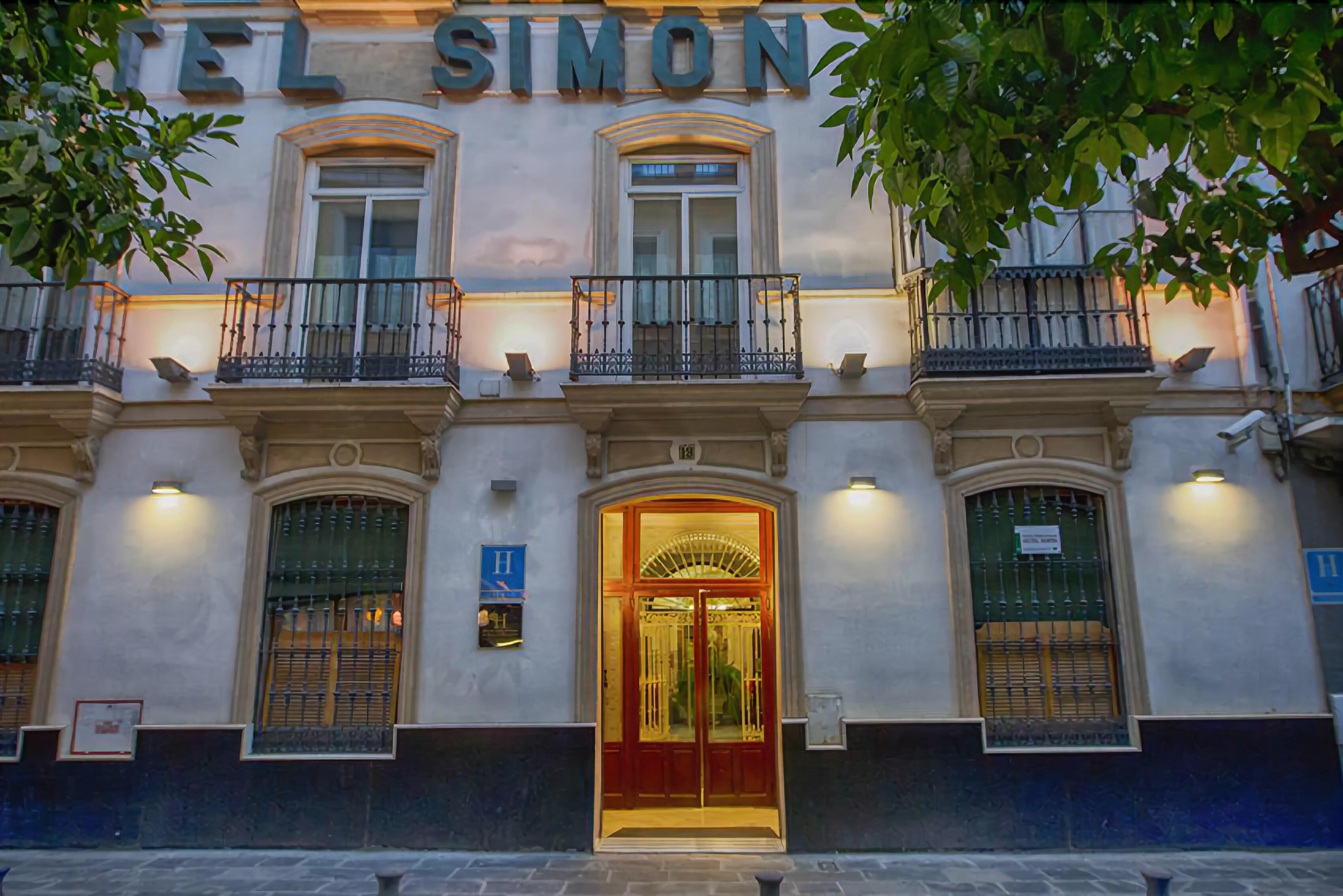 Hotel Simon